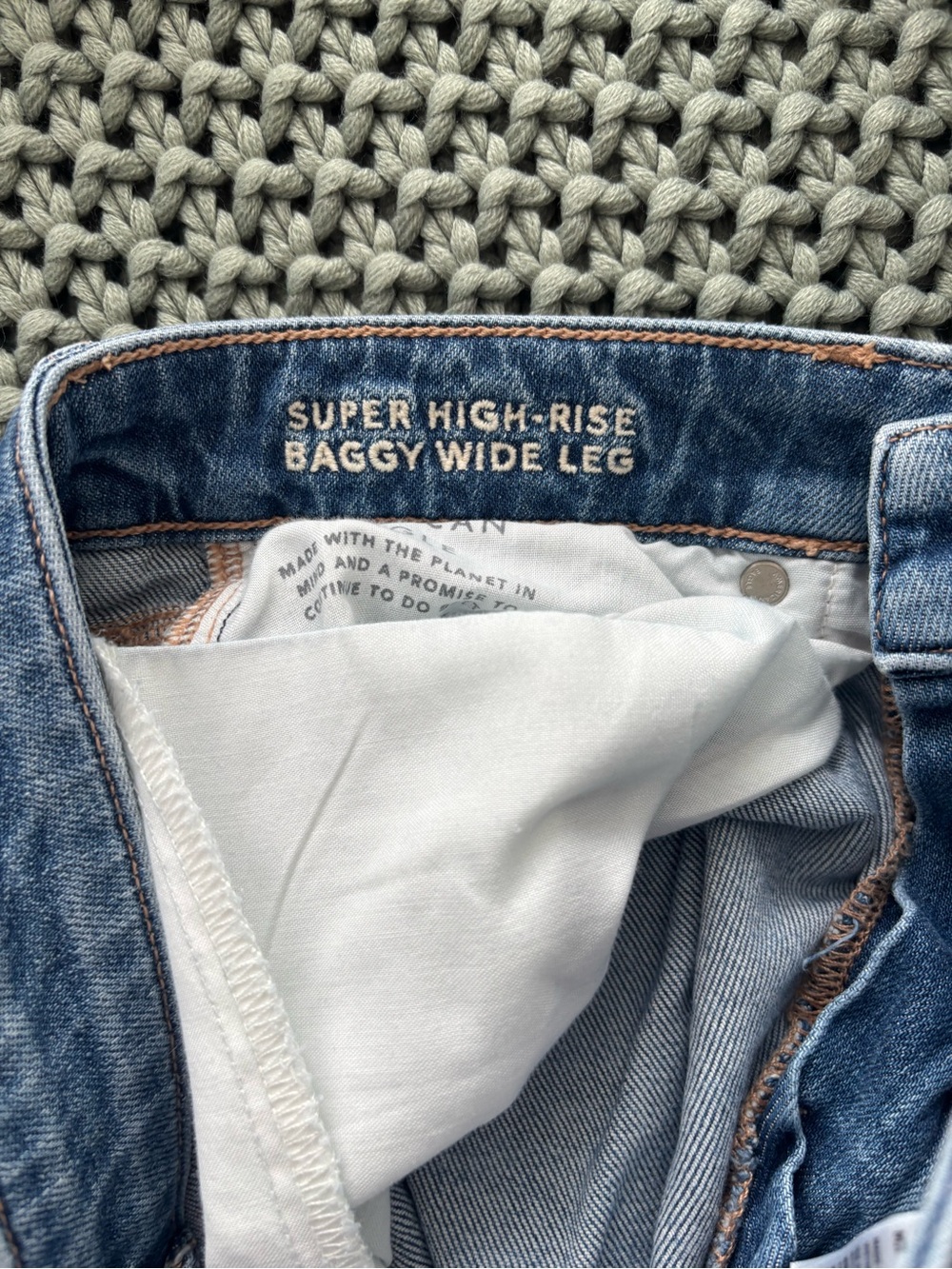 American Eagle Outfitters Wide-Leg High-Rise Distressed Jeans - Medium Blue - Picture 5 of 5